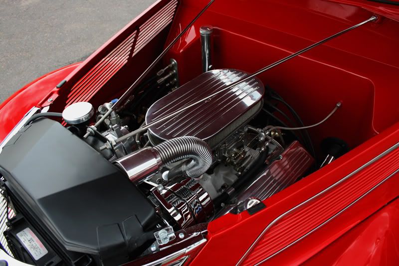 IMAGE: http://i56.photobucket.com/albums/g162/kmiracle1984/Colorado/1941FordCoupeengine.jpg