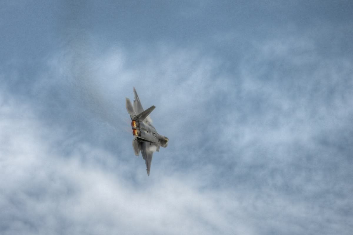 IMAGE: http://i56.photobucket.com/albums/g165/InfiniteGrim/Andrews%20AFB%20Open%20House%202012/IMG_7679_tonemapped-1.jpg