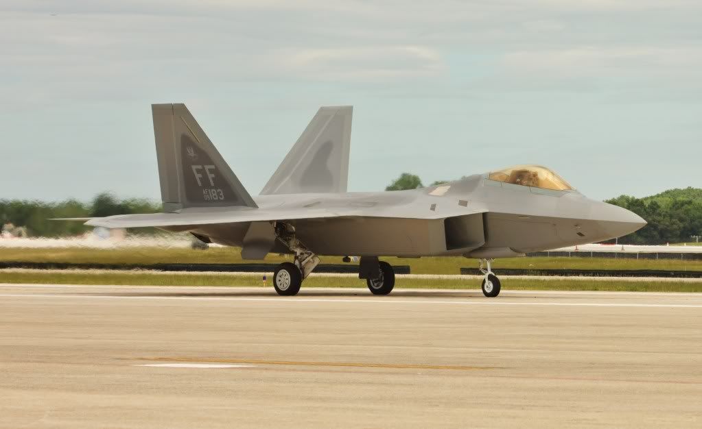 IMAGE: http://i56.photobucket.com/albums/g165/InfiniteGrim/Andrews%20AFB%20Open%20House%202012/IMG_7781.jpg