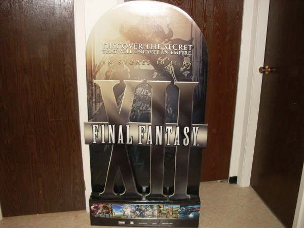 Final Fantasy XII display stand