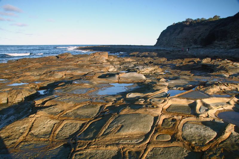 IMAGE: http://i56.photobucket.com/albums/g171/daleporter/Landscapes/rocks0085-w.jpg