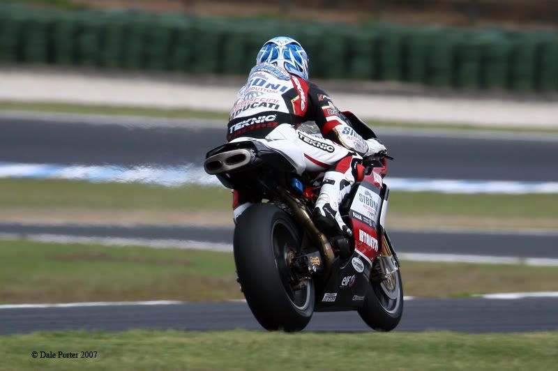 IMAGE: http://i56.photobucket.com/albums/g171/daleporter/Motorsport/WSB/wsb037-c.jpg