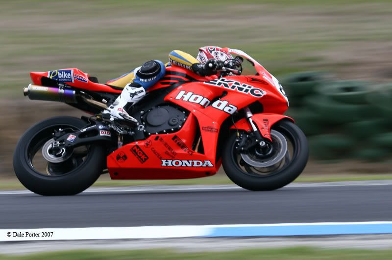 IMAGE: http://i56.photobucket.com/albums/g171/daleporter/Motorsport/WSB/wsb094-c.jpg