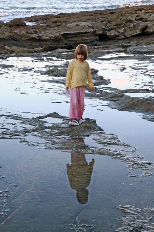 IMAGE: http://i56.photobucket.com/albums/g171/daleporter/People/rachael0091-w.jpg