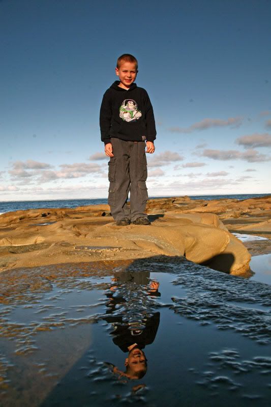 IMAGE: http://i56.photobucket.com/albums/g171/daleporter/People/samuel0081-w.jpg