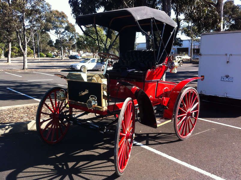 IMAGE: http://i56.photobucket.com/albums/g171/daleporter/Transport/veterancars027_1.jpg