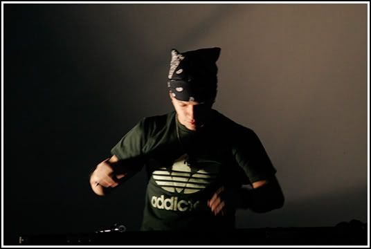 IMAGE: http://i56.photobucket.com/albums/g173/liiquid/images/rp8.jpg