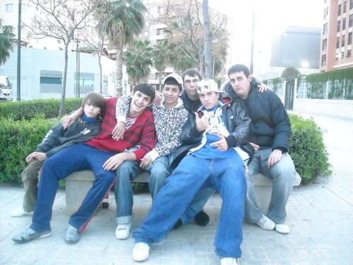 KTry9D0S5lUZ-bOciBCX0.jpg