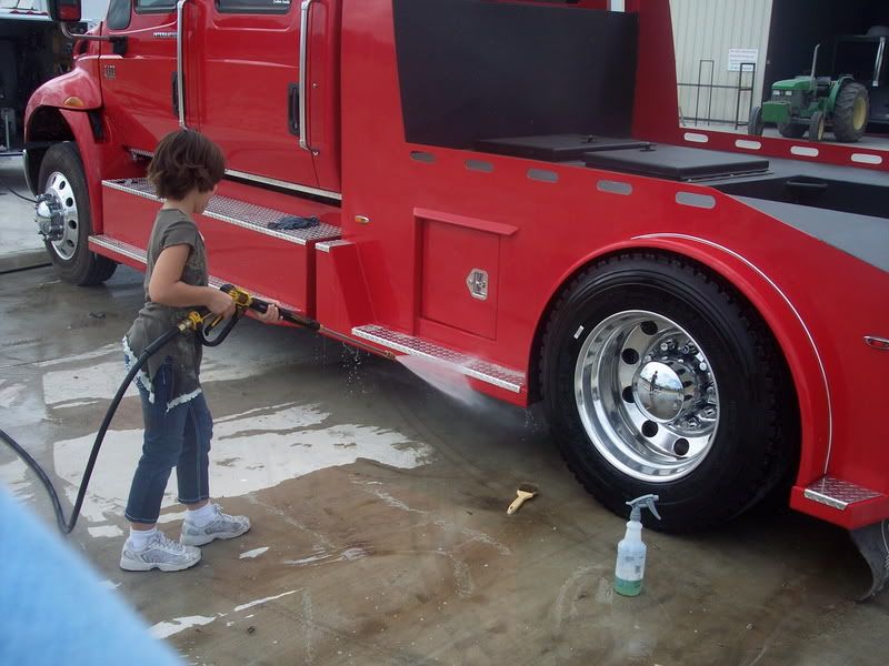 GMC001.jpg