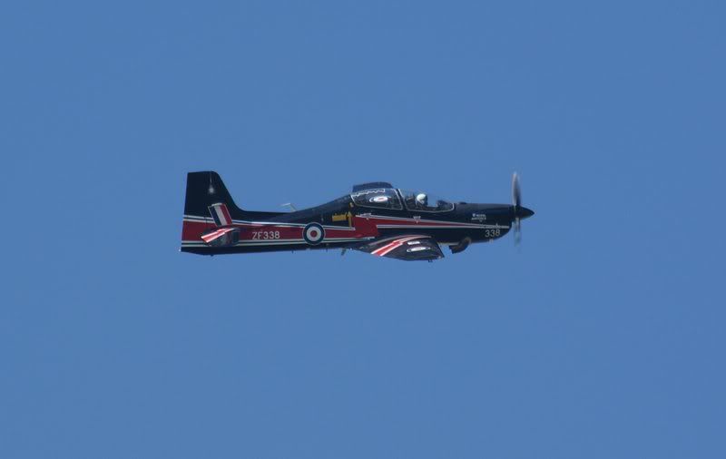 http://i56.photobucket.com/albums/g194/tigercatfan/Shoreham%202008/Tucano1.jpg