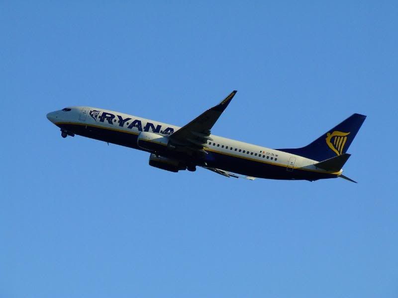 http://i56.photobucket.com/albums/g194/tigercatfan/Stansted160208/2008_0215Stansted0036.jpg