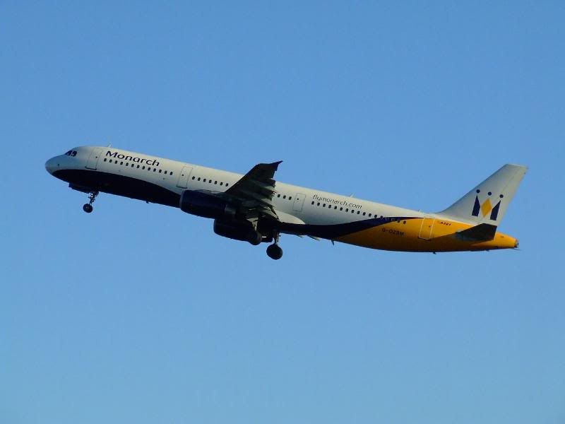 http://i56.photobucket.com/albums/g194/tigercatfan/Stansted160208/2008_0215Stansted0045.jpg