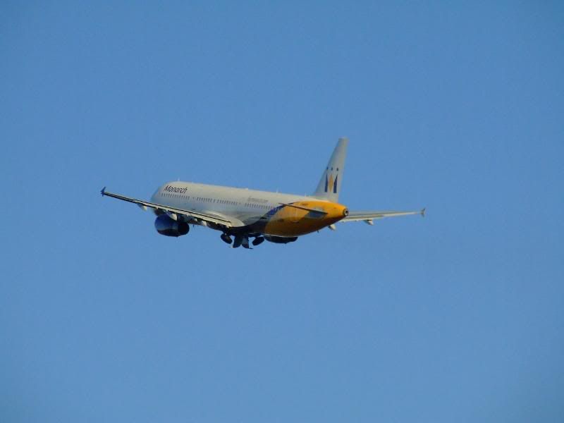 http://i56.photobucket.com/albums/g194/tigercatfan/Stansted160208/2008_0215Stansted0046.jpg