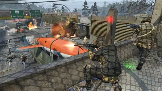 map is the large roken Broken Black Ops Disk. map is the large roken