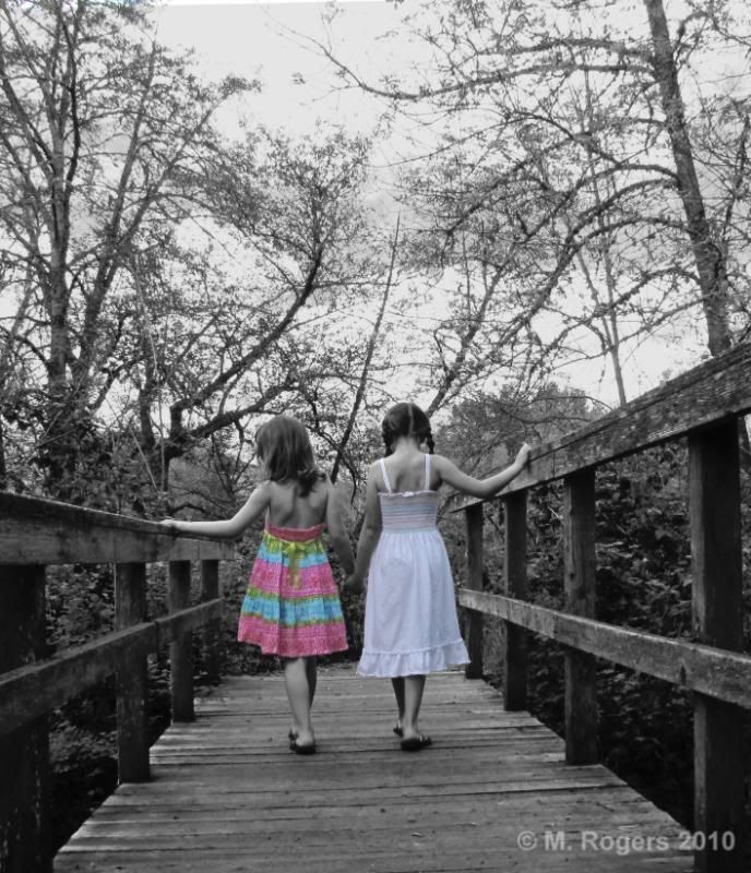 IMAGE: http://i56.photobucket.com/albums/g196/matt9901/katieemmablackandwhitebridge-2.jpg