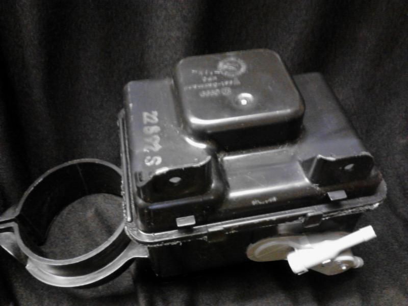 NOS Genuine VW Fuel Pump Housing 8792 Golf/Jetta PN 165.201.042A VW