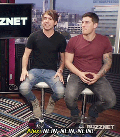 photo tumblr_mx9gg05TDb1s0btzao7_250_zps950b6094.gif